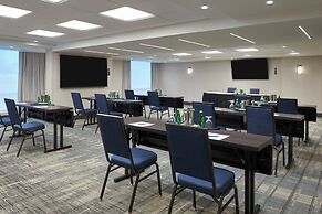 Four Points by Sheraton Point Edward Sarnia