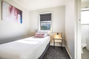 Nightcap at Riverside Hotel