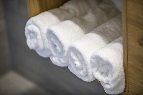 Nightcap at Riverside Hotel