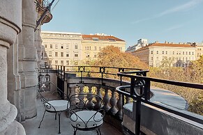 Miiro Palais Rudolf