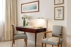 Athenaeum InterContinental by IHG