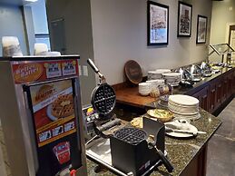 Four Points by Sheraton Kansas City Airport