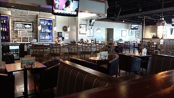 Four Points by Sheraton Kansas City Airport