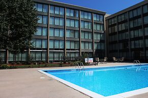 Four Points by Sheraton Kansas City Airport