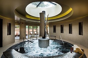 Down Hall Hotel