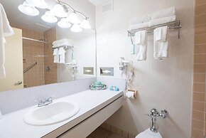 Fireside Inn & Suites Waterville
