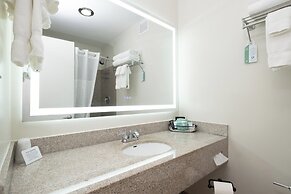 Fireside Inn & Suites Waterville