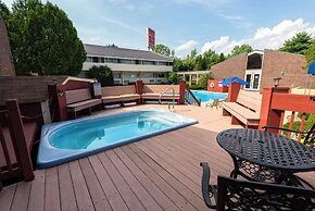 Fireside Inn & Suites Waterville