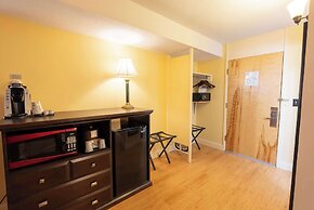 Fireside Inn & Suites Waterville