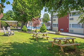 Fireside Inn & Suites Waterville