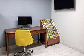 Days Inn by Wyndham Winchester