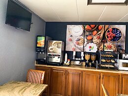 Days Inn by Wyndham Winchester