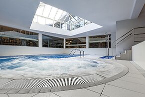 Hotel Oceania Paris Porte de Versailles