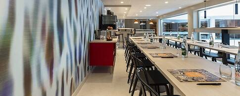 Hotel Oceania Paris Porte de Versailles