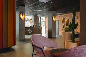Hotel Oceania Paris Porte de Versailles