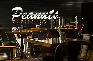 Carriage House Hotel & Conference Centre