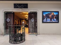 Carriage House Hotel & Conference Centre