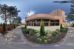 The Westin Toronto Airport