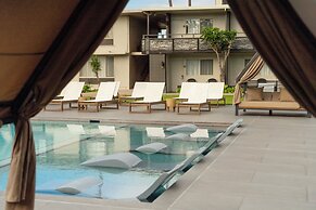 Maui Seaside Hotel