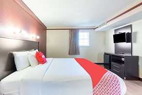 OYO Hotel Tulsa N Sheridan Rd & Airport