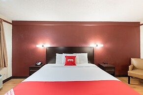 OYO Hotel Tulsa N Sheridan Rd & Airport
