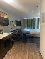 Extended Studio Hotel Ontario