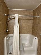 Quality Inn & Suites New Castle