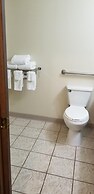 Quality Inn & Suites New Castle