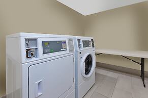 Holiday Inn Express Detroit-Warren by IHG