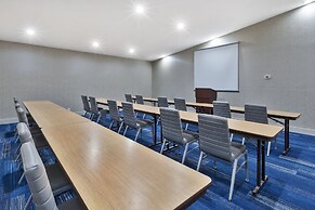 Holiday Inn Express Detroit-Warren by IHG