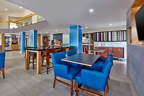 Holiday Inn Express Detroit-Warren by IHG