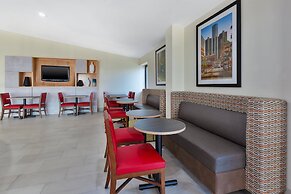 Holiday Inn Express Detroit-Warren by IHG