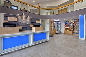 Holiday Inn Express Detroit-Warren by IHG