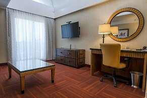 Howard Johnson by Wyndham Anaheim Hotel & Water Playground