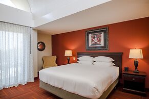 Howard Johnson by Wyndham Anaheim Hotel & Water Playground