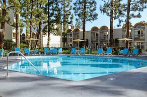 Howard Johnson by Wyndham Anaheim Hotel & Water Playground