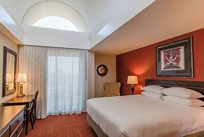 Howard Johnson by Wyndham Anaheim Hotel & Water Playground