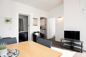 Sundowner Spanish Lady Motel