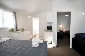 Spanish Lady Motel