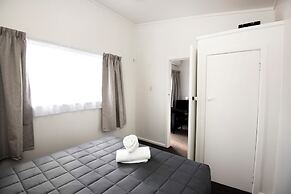 Spanish Lady Motel
