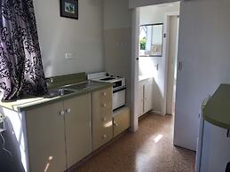 Sundowner Spanish Lady Motel