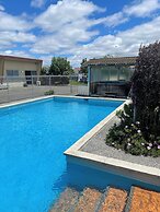 Sundowner Spanish Lady Motel