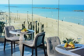 Herods Hotel Tel Aviv by the Beach
