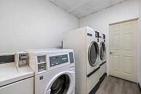 Econo Lodge Carlsbad Caverns Area