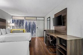 Econo Lodge Carlsbad Caverns Area