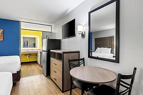 Econo Lodge Carlsbad Caverns Area