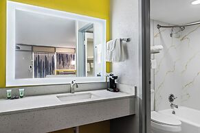 Econo Lodge Carlsbad Caverns Area