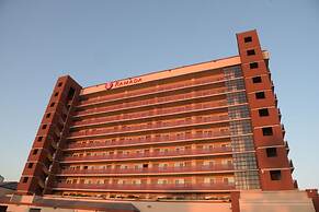 Ramada by Wyndham San Diego National City