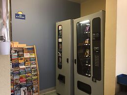 Days Inn by Wyndham Espanola