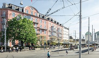 Hotel Schweizerhof Basel